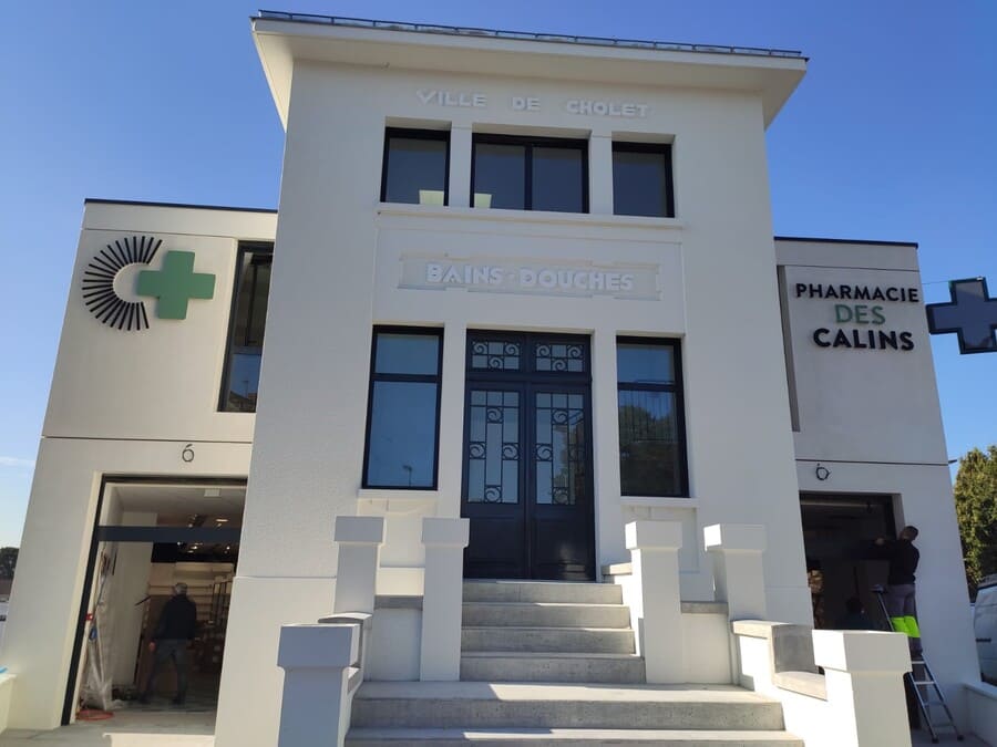 Pharmacie des Calins - Baudon - Facade extérieure (2)